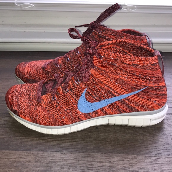 Flyknit - Picture 2 of 4